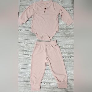 SHEIN Baby Ribbed Bodysuit and Matching Pant Set Size 6-9 Months New Without Tag